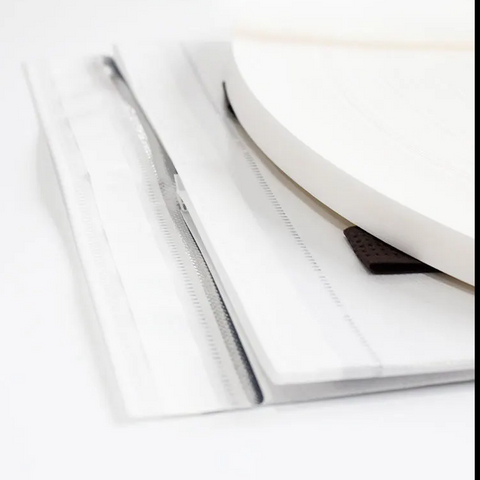 Weißes, wasserfestes, permanentes Siegelband für Kartonumschläge